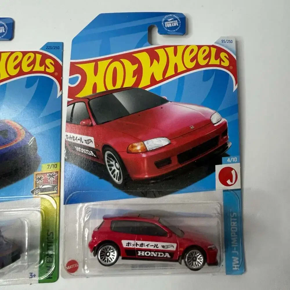 Hot Wheels 10-Piece Die-Cast Car Collection Bundle (2025 A-Case Mix)